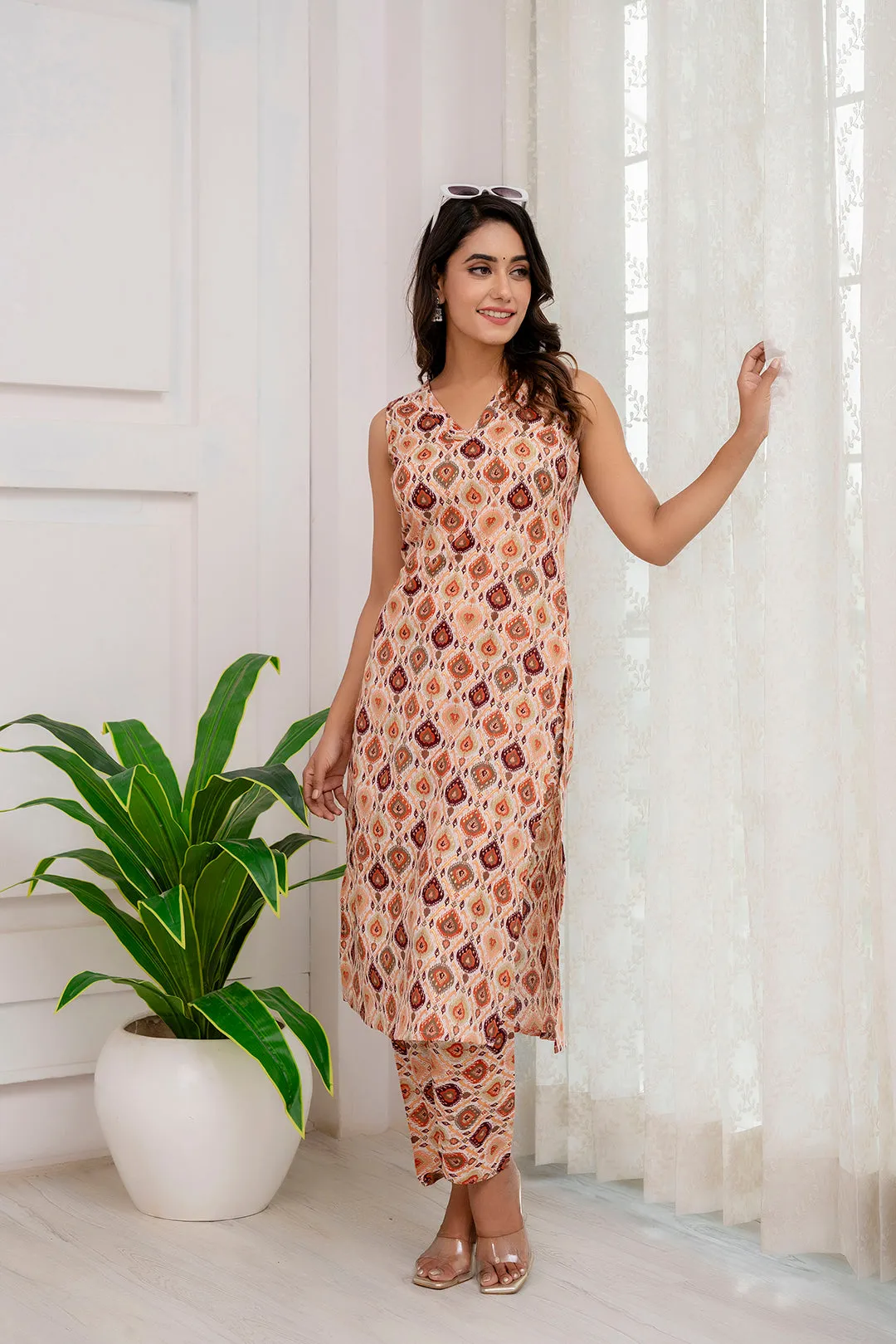 Fab Multi Printed Straight Sleeveless Kurta Pant Set